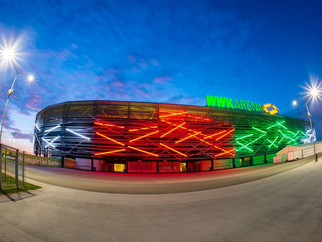 Dämmerungsaufnahme Stadiongelände_02